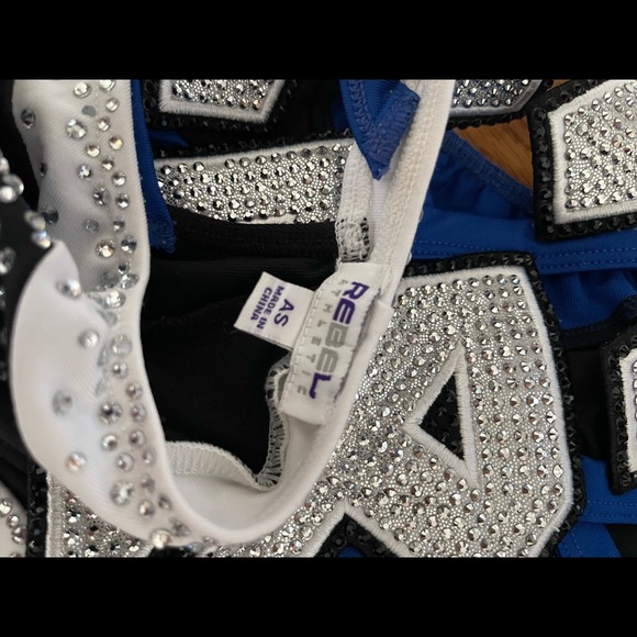 Cheer Athletics Panthers Cheer Uniform - Picture 4 of 5